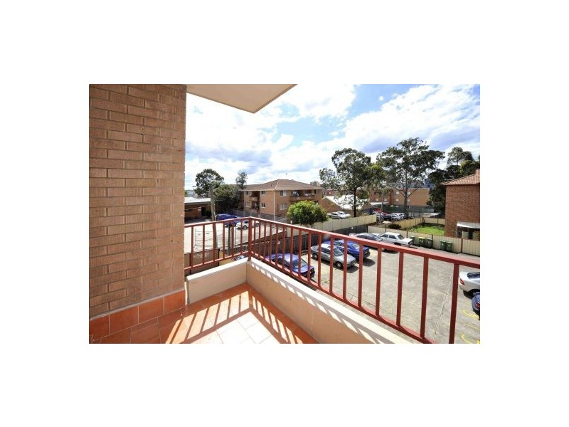 13/11 Station Street West, Parramatta NSW 2150
