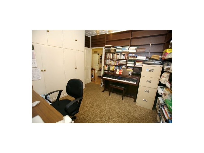 21 Nyora Street, Chester Hill NSW 2162