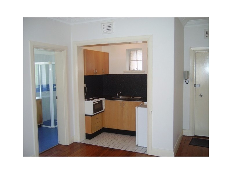 8/13 Hughes Street, Potts Point NSW 2011