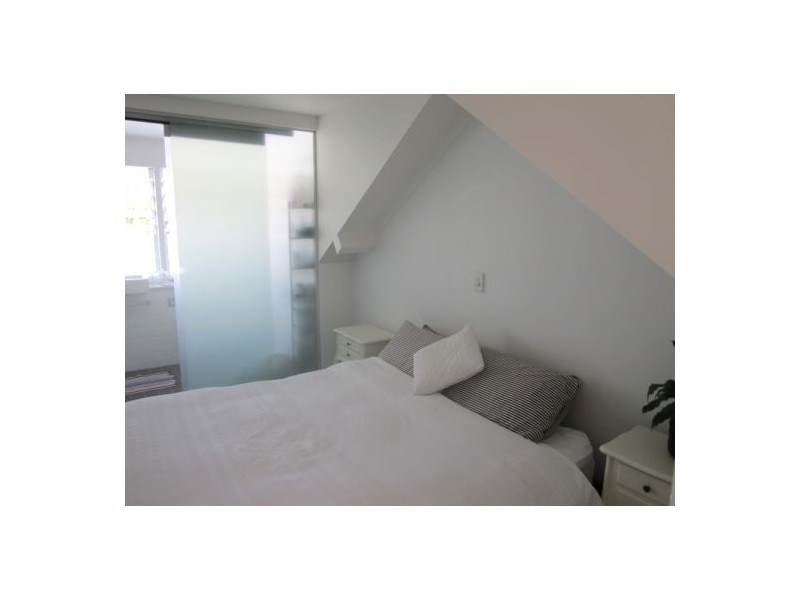 19 Telopea Street, Redfern NSW 2016