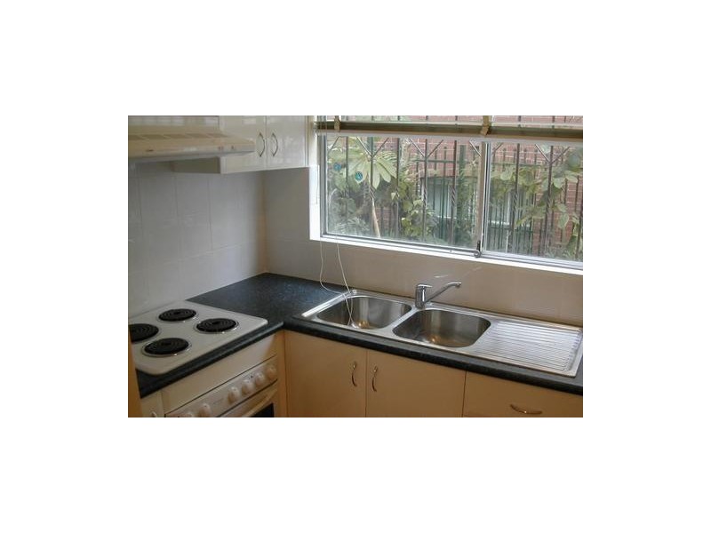 2/1 Hughes Street, Potts Point NSW 2011