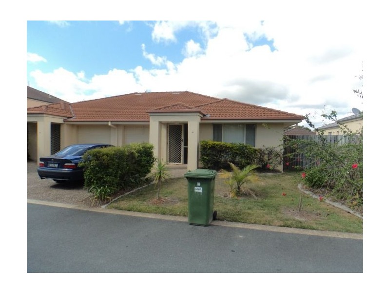 10,107 Arundel Drive, Arundel QLD 4214