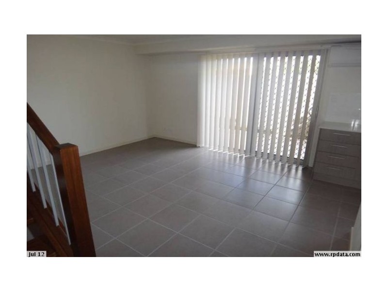 5/136 Central Street, Labrador QLD 4215