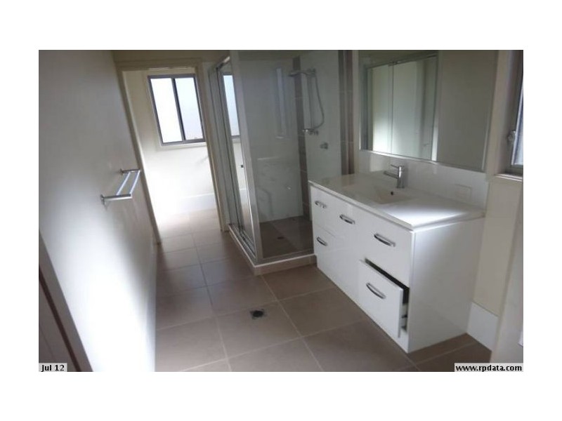 5/136 Central Street, Labrador QLD 4215