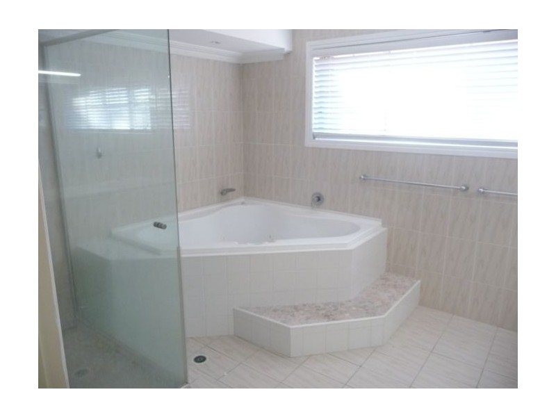 29 Charolais Crescent, Benowa Waters QLD 4217