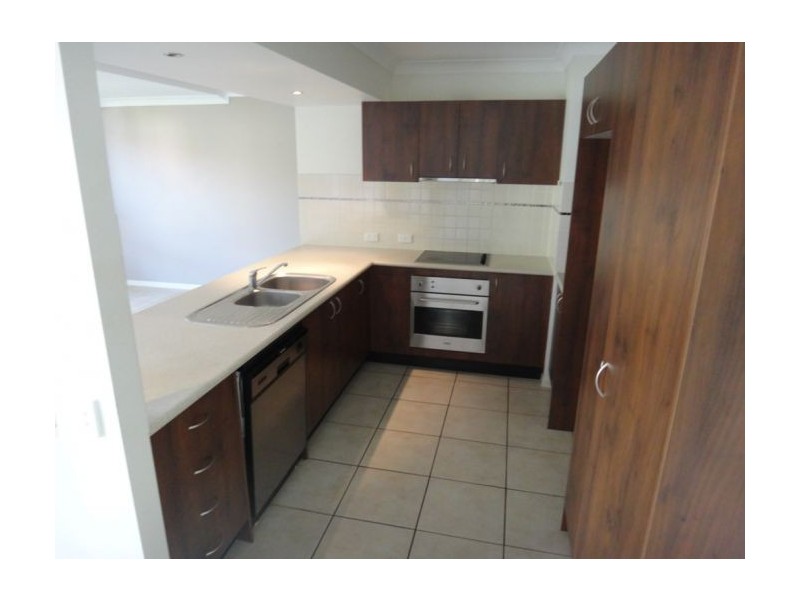 3/212 Nerang Street, Southport QLD 4215