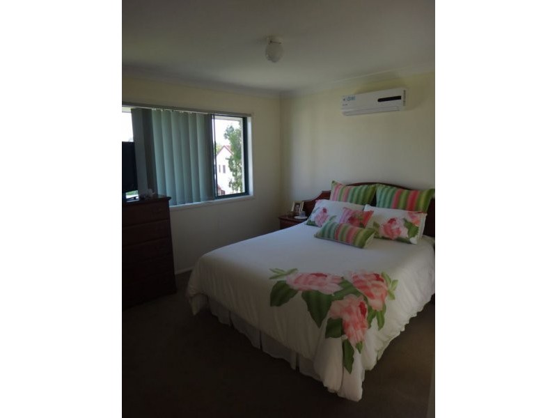 29 Clear River Blvd, Ashmore QLD 4214