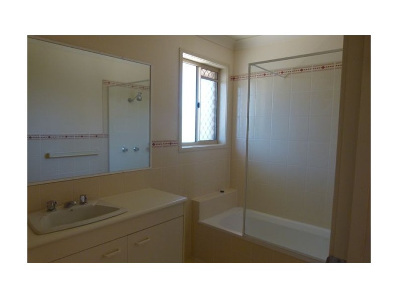 3/103 Pohlman Street, Southport QLD 4215