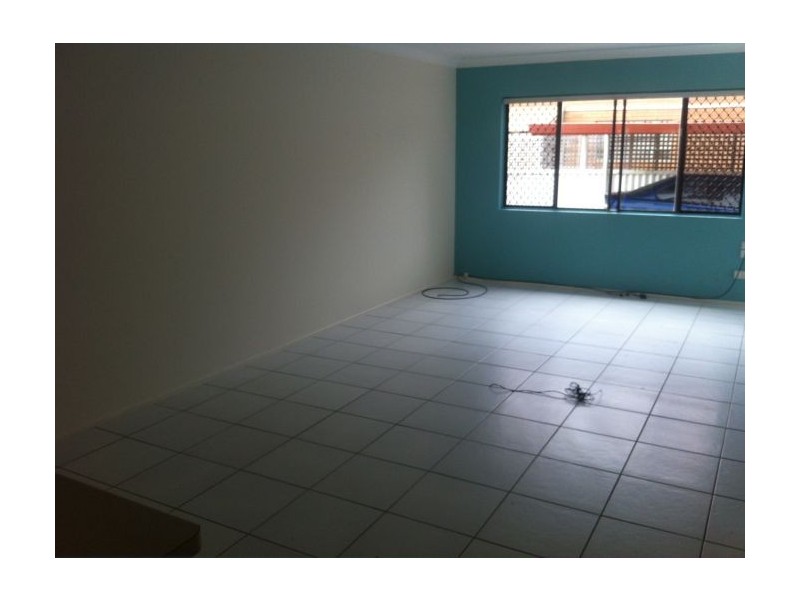 7/20 Central Street, Labrador QLD 4215