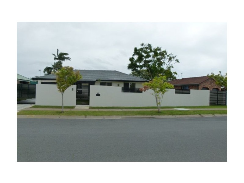 43 Razorbill Street, Burleigh Waters QLD 4220