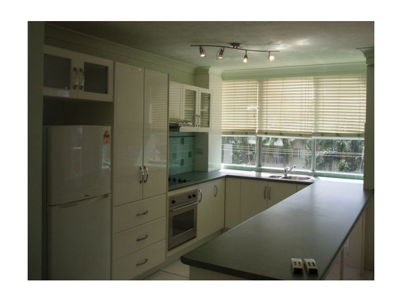 11/220 Surf Parade, Surfers Paradise QLD 4217