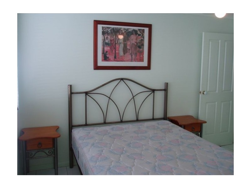 11/220 Surf Parade, Surfers Paradise QLD 4217