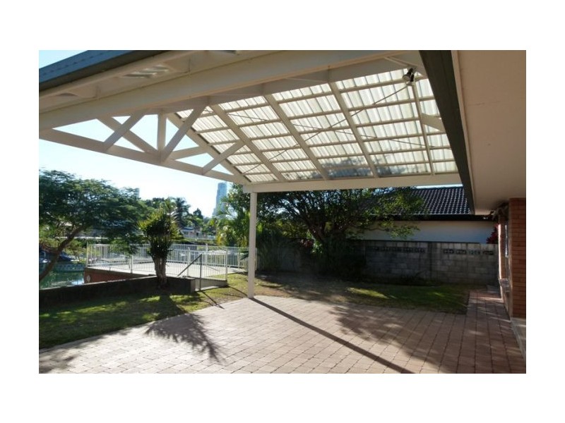 49 Rapallo Avenue, Isle Of Capri QLD 4217