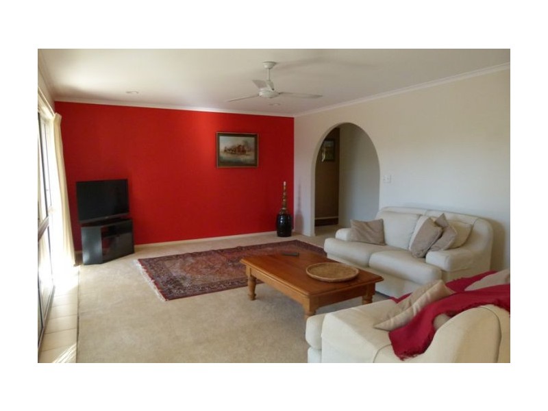 49 Rapallo Avenue, Isle Of Capri QLD 4217