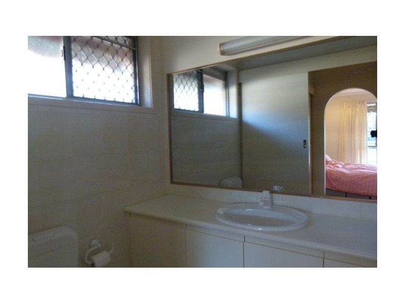 49 Rapallo Avenue, Isle Of Capri QLD 4217