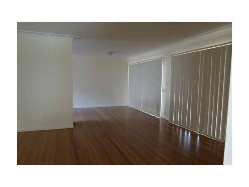 5 Amalfi Drive, Isle Of Capri QLD 4217