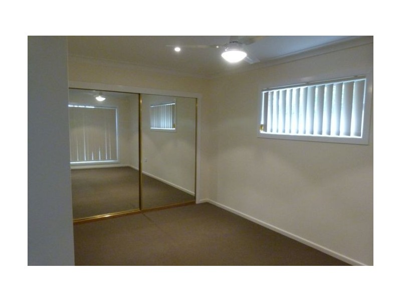 5 Amalfi Drive, Isle Of Capri QLD 4217