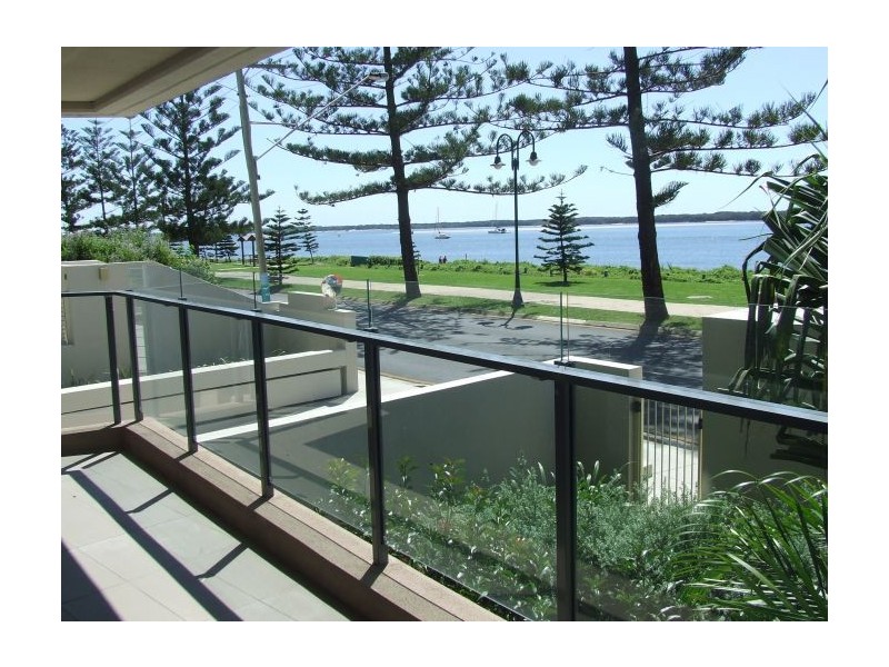 1/508 Marine Parade, Biggera Waters QLD 4216