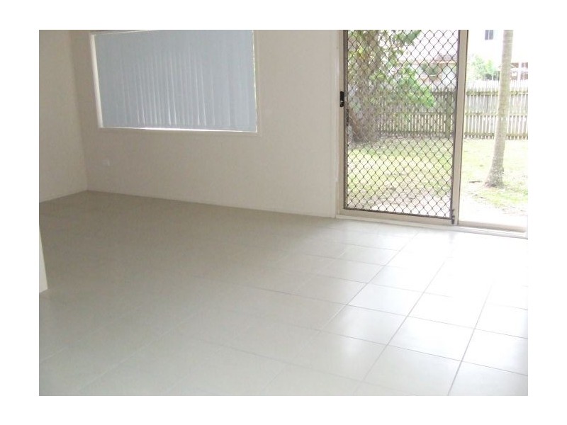 28/21 Usher Ave, Labrador QLD 4215