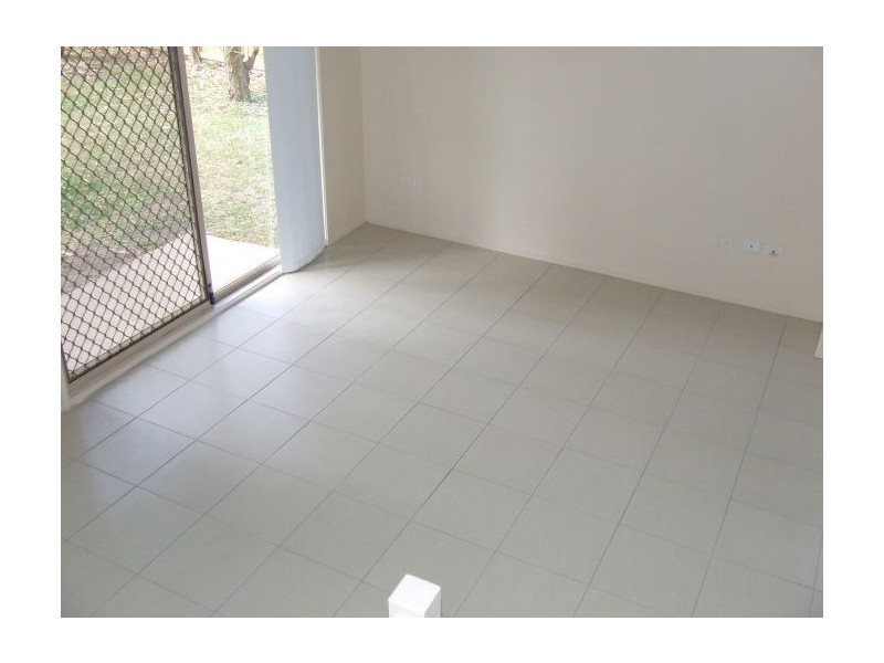 28/21 Usher Ave, Labrador QLD 4215