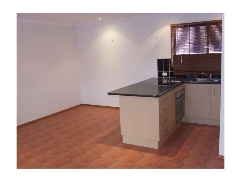 6/12-14 Baker Ave, Labrador QLD 4215