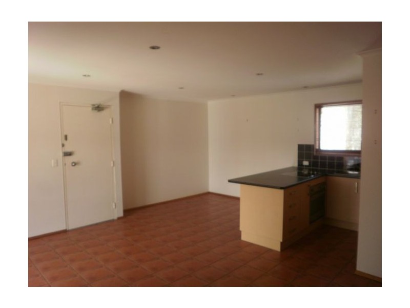 6/12-14 Baker Ave, Labrador QLD 4215