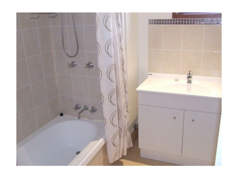 6/12-14 Baker Ave, Labrador QLD 4215