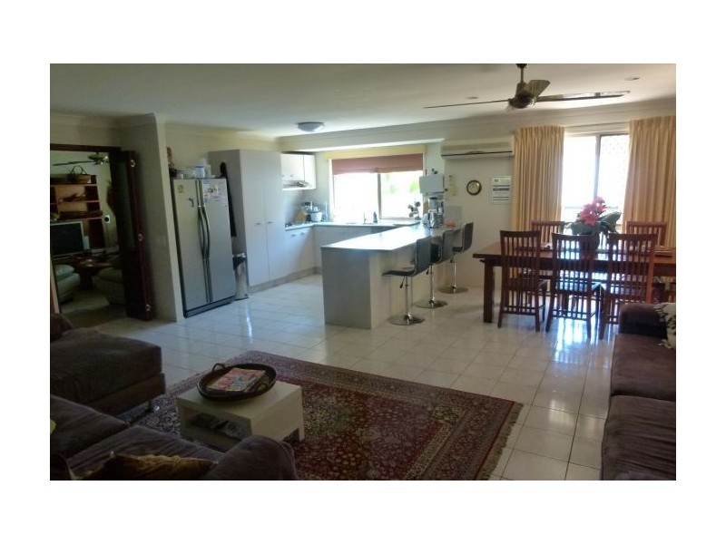 18 Ballybunion Drive, Parkwood QLD 4214