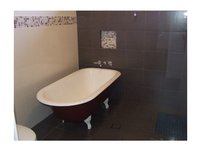 117 Turpin Road, Labrador QLD 4215