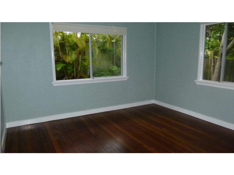 117 Turpin Road, Labrador QLD 4215