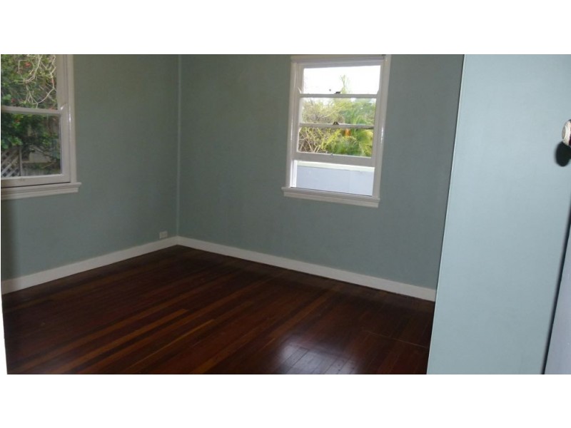 117 Turpin Road, Labrador QLD 4215