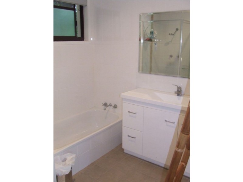 86 Turpin Road, Labrador QLD 4215