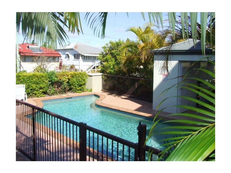 4/13-15 Johnston Street, Southport QLD 4215
