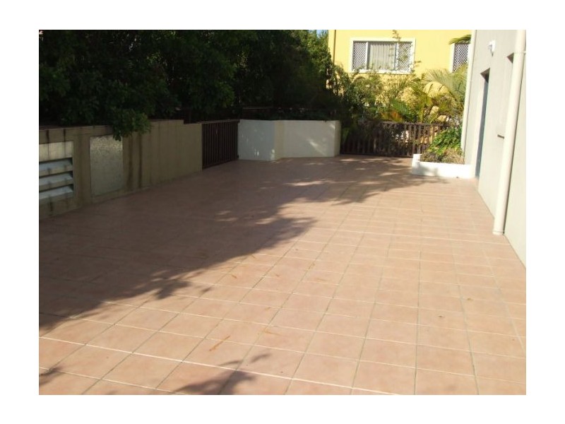 4/13-15 Johnston Street, Southport QLD 4215