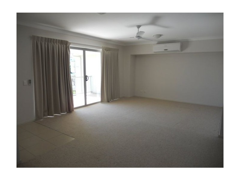 14/99 Muir street, Labrador QLD 4215