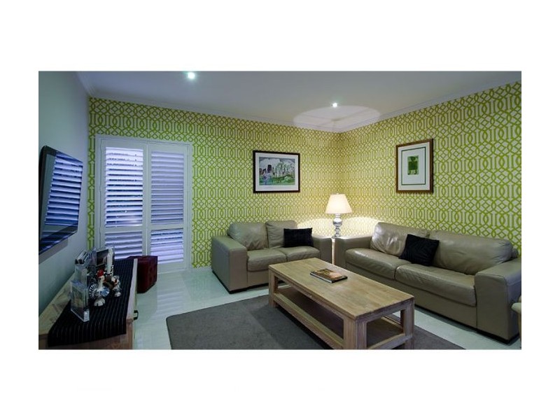 31 Durham street, Southport QLD 4215