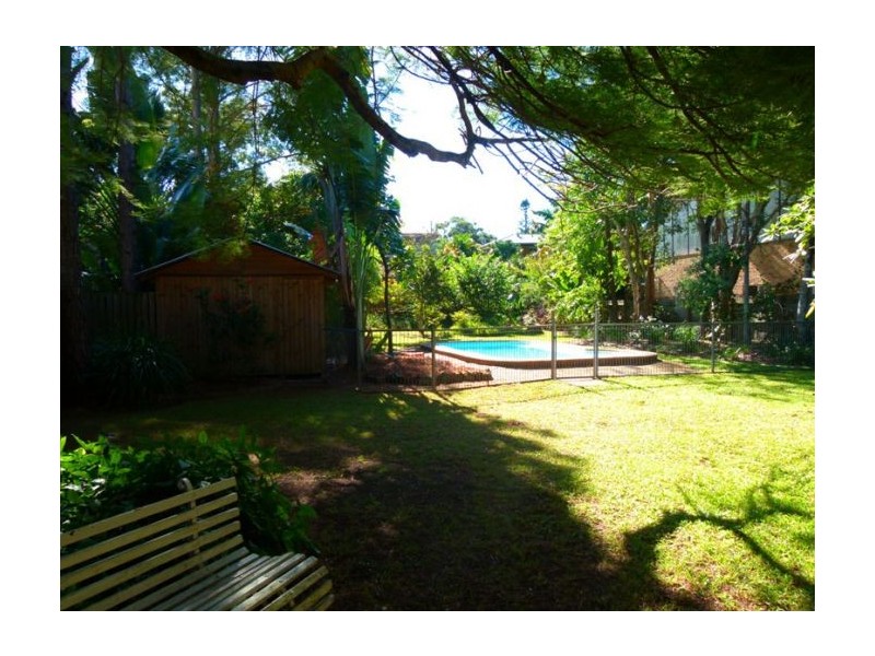 53 Benowa road, Southport QLD 4215