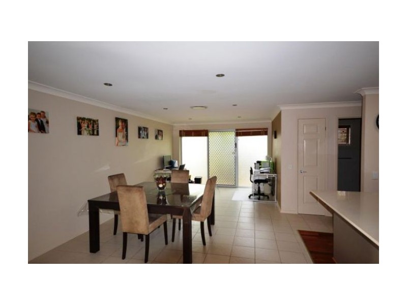 4 Forster Avenue, Bundall QLD 4217
