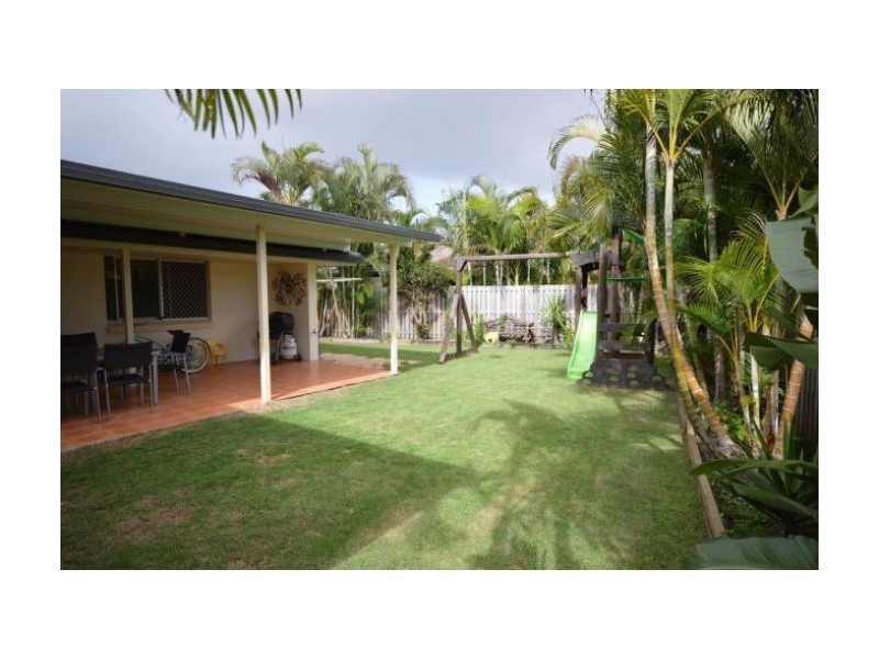 4 Forster Avenue, Bundall QLD 4217