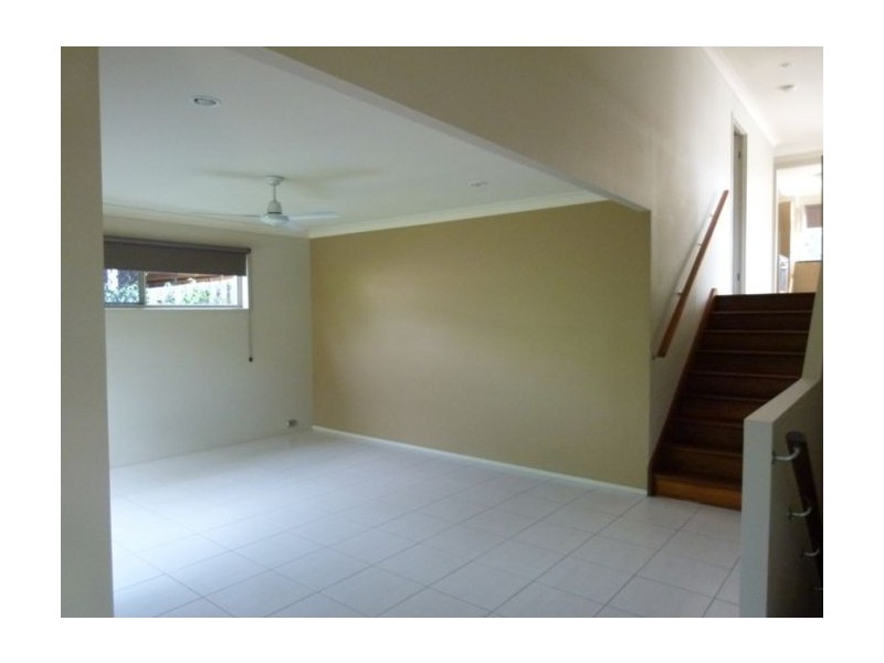 5 Silver Dawn Crescent, Oxenford QLD 4210