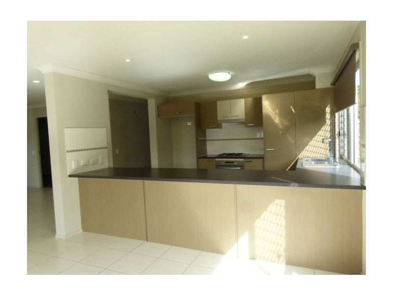 5 Silver Dawn Crescent, Oxenford QLD 4210