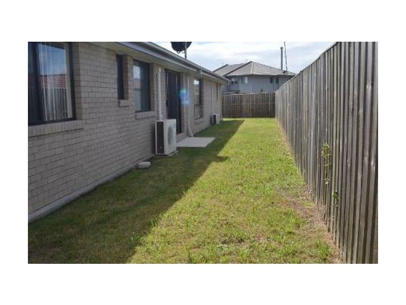 45 Kingsford Drive, Upper Coomera QLD 4209
