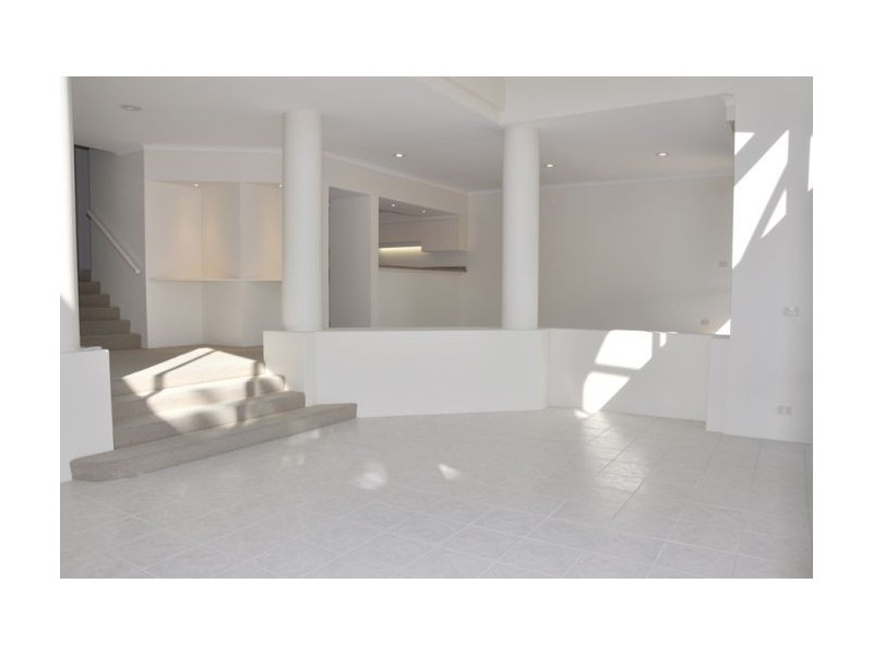 125 Santa Cruz Blvd “Allenton”, Clear Island Waters QLD 4226