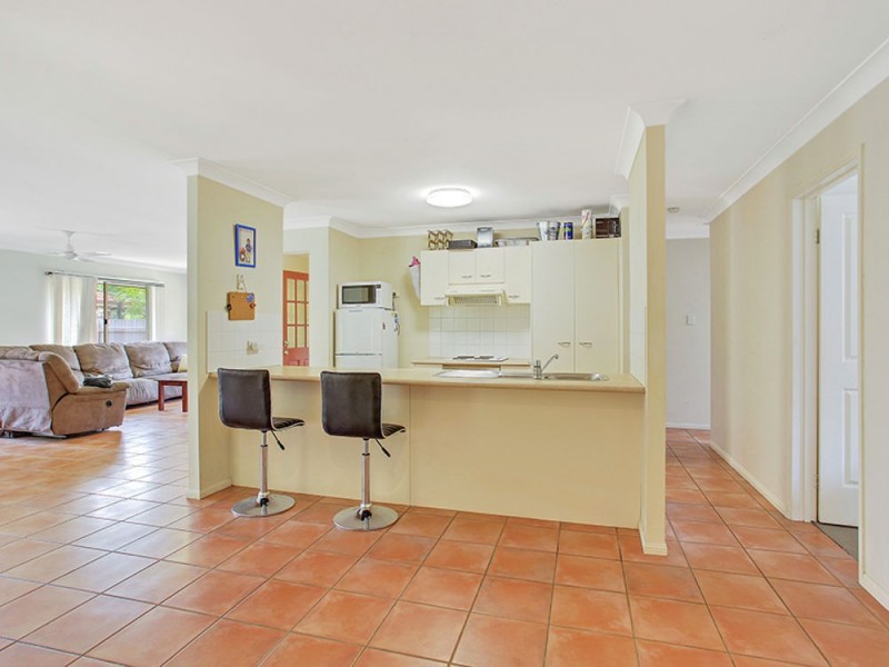 25 Davis Cup Court, Oxenford QLD 4210