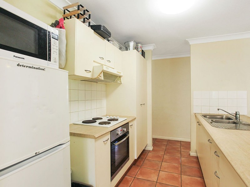 25 Davis Cup Court, Oxenford QLD 4210