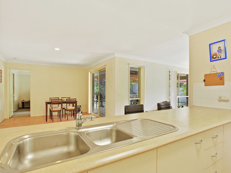 25 Davis Cup Court, Oxenford QLD 4210