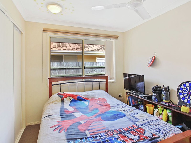 25 Davis Cup Court, Oxenford QLD 4210