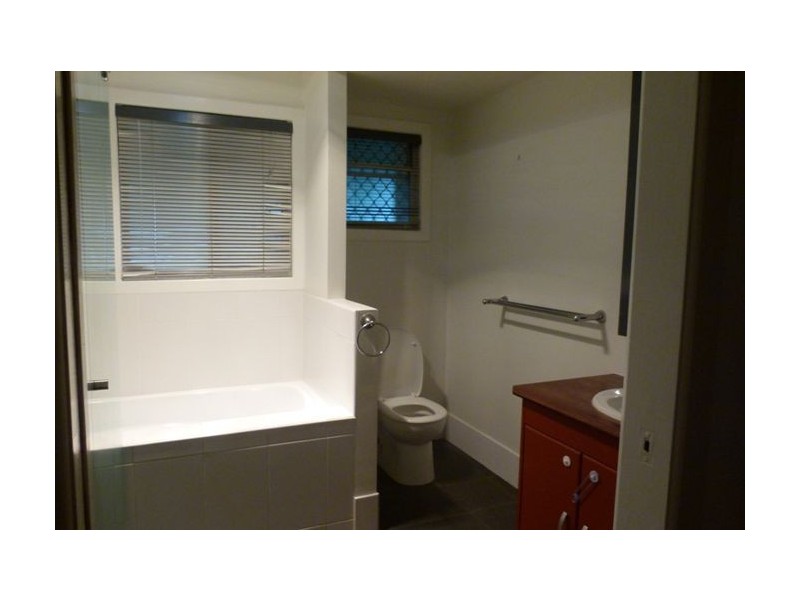 40 Blake Street, Southport QLD 4215
