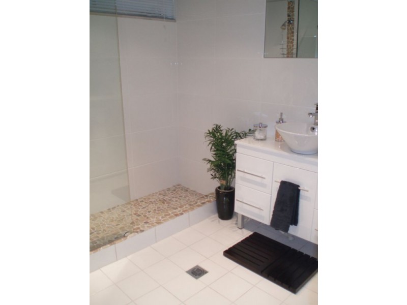 1/35 Second Av, Broadbeach QLD 4218