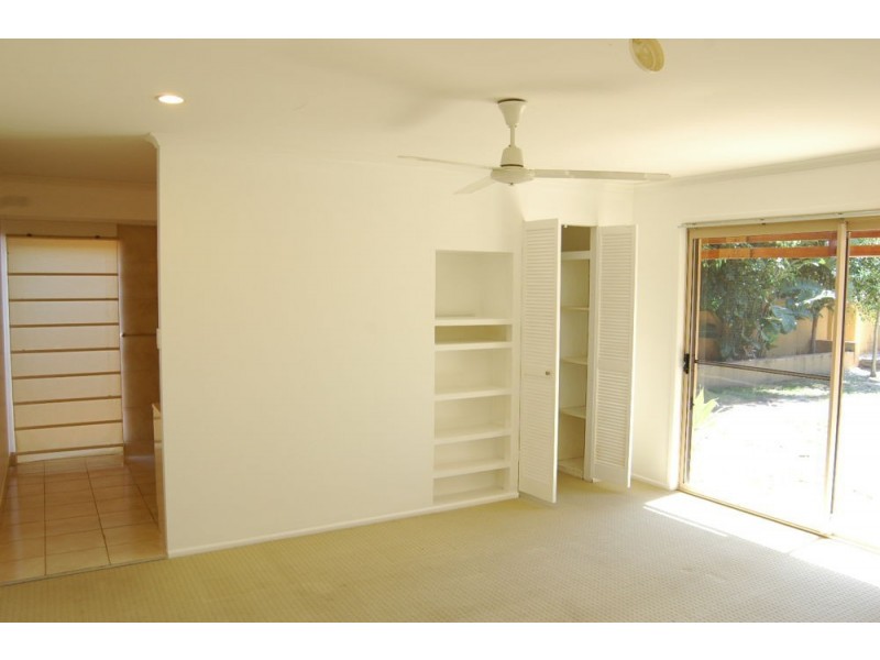 88 Gibraltar Drive, Isle Of Capri QLD 4217